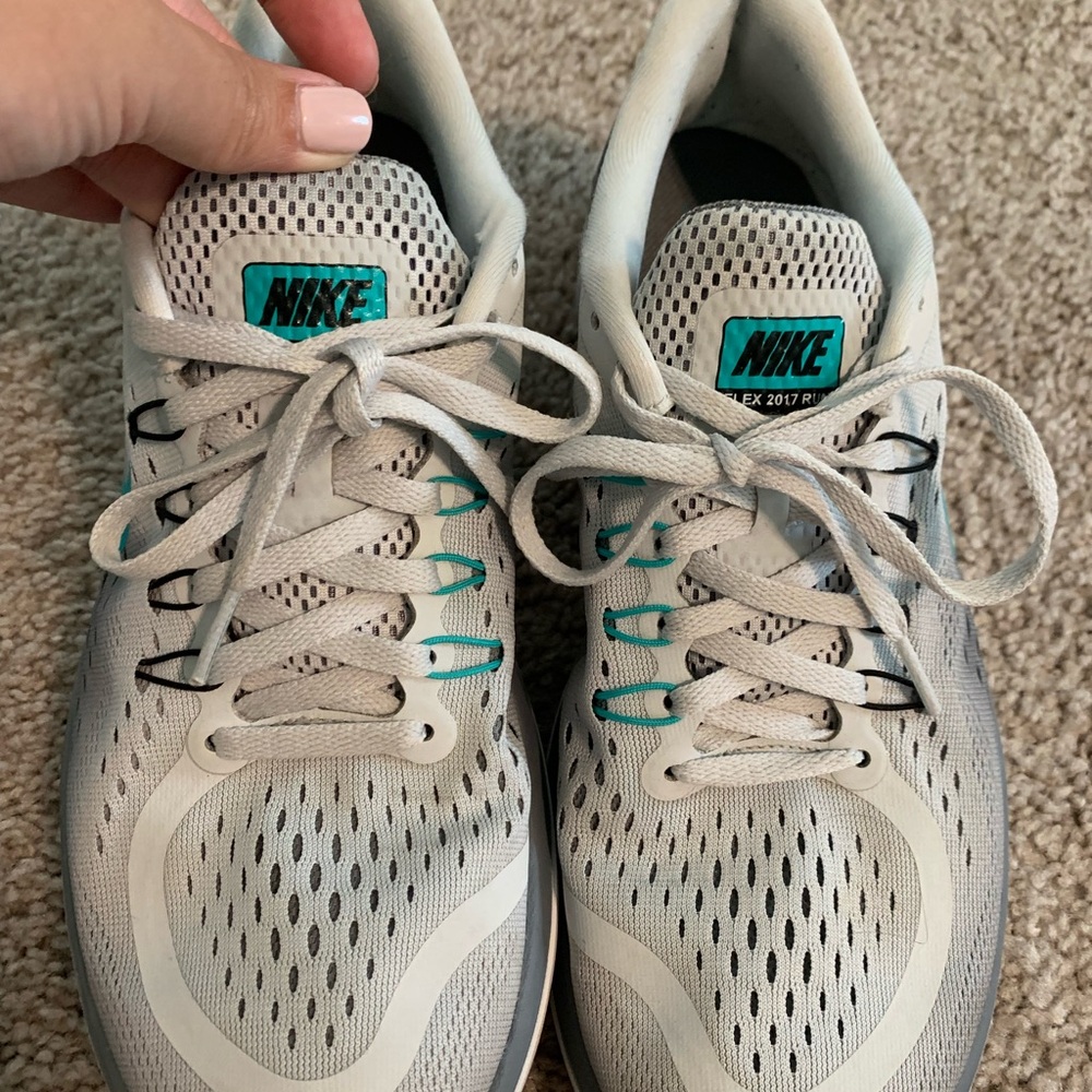 Nike Women's White and Teal Athletic Shoes
